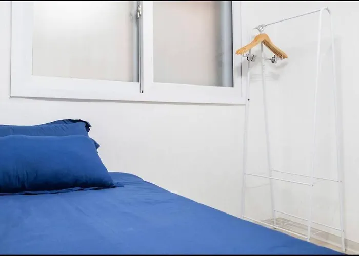 홍대입구역과 신촌역이 가까운 숙소 Villa *
